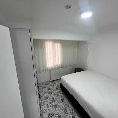 Apartman Br *